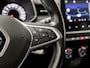 Renault Clio 1.0 TCe Sport (APPLE CARPLAY, NAVIGATIE, PARKEERSENSOREN, LM VELGEN, SPORTSTOELEN, CRUISE, GETINT GLAS, NIEUWE APK, NIEUWSTAAT)