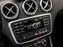 Mercedes-Benz A-klasse 180 Sport (NAVIGATIE, LEDER, ZWART HEMEL, STOELVERWARMING, SPORTSTOELEN, PARKEERSENSOREN, CRUISE, BLUETOOTH, NIEUWSTAAT)