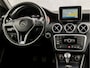 Mercedes-Benz A-klasse 180 Sport (NAVIGATIE, LEDER, ZWART HEMEL, STOELVERWARMING, SPORTSTOELEN, PARKEERSENSOREN, CRUISE, BLUETOOTH, NIEUWSTAAT)