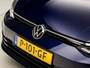 Volkswagen Golf 1.0 TSI Sport Automaat (VIRTUAL COCKPIT, APPLE CARPLAY, GROOT NAVI, SFEERVERLICHTING, KEYLESS, LM VELGEN, SPORTSTOELEN, ADAPTIVE CRUISE, LED KOPLAMPEN, NIEUWSTAAT)
