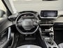 Peugeot 2008 1.2 PureTech Blue Lease Allure | Navigatie | Camera | Cruise Control | Climate Control | Trekhaak |