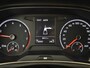 Volkswagen T-Roc 1.0 TSI Style 115pk | Navigatie | Camera achter | Led koplampen | Airco automatich | Trekhaak | Stoelverwarming | Adaptief cruise control |