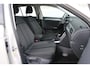 Volkswagen T-Roc 1.5 TSI 150pk DSG Life | Trekhaak | Navigatie | App Connect | Stoelverwarming | Parkeersensoren