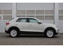 Volkswagen T-Roc 1.5 TSI 150pk DSG Life | Trekhaak | Navigatie | App Connect | Stoelverwarming | Parkeersensoren