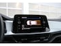 Volkswagen T-Roc 1.5 TSI 150pk DSG Life | Trekhaak | Navigatie | App Connect | Stoelverwarming | Parkeersensoren