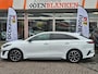 Kia ProCeed 1.0 T-GDi GT-PlusLine 120pk BJ.12-2022 / Panodak / Navi / Keyless / Led / Half Leder / NAP / 17"Lmv / Trekhaak !!