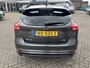 Ford Focus 1.0 Ecoboost ST-Line 125pk Achteruitrijcamera | 18 inch velgen | Voorruitverwarming | Apple Carplay, Android auto | Achterspoiler | Dealer onderhouden