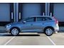 Volvo XC60 T5 FWD Polar+ | Stoelverwarming | Automaat | Panoramisch Schuif-/Kanteldak | Parkeercamera | Trekhaak met afneembare kogel | Elektrische voorstoelen