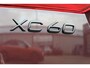 Volvo XC60 2.0 T6 Plug-in hybrid AWD Essential Dark **DIRECT LEVERBAAR**Nordico bekleding | Driver Assist Pack | 21" Lichtmetalen velgen | Extra getint glas | Dark exterieurdetails | Charcoal hemelbekleding