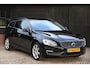 Volvo V60 2.0 D2 Momentum Navigatie/Parkeersensor v,a/17"inch lmv/Trekhaak