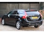 Volvo V60 2.0 D2 Momentum Navigatie/Parkeersensor v,a/17"inch lmv/Trekhaak