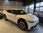 Kia EV6 Air 58 kWh SOH 100% | ADAPTIEVE CRUISECONTROL | NAVIGATIE | LEDER | VERWARMDE VOORSTOELEN | FULL LED PAKKET | AIRCO / ECC | ACHTERUITRIJCAMERA | PARKEERSENSOREN ACHTER |