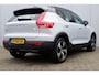 Volvo XC40 Recharge P8 AWD R-Design Harman Kardon audio | Trekhaak semi elektrisch inklapbaar | 19" Lichtmetalen velgen | Keyless Entry & Go | Adaptieve Cruise Control | BLIS Dodehoekdetectie