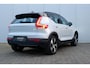 Volvo XC40 Recharge P8 AWD R-Design Harman Kardon audio | Trekhaak semi elektrisch inklapbaar | 19" Lichtmetalen velgen | Keyless Entry & Go | Adaptieve Cruise Control | BLIS Dodehoekdetectie