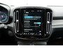 Volvo XC40 Recharge P8 AWD R-Design Harman Kardon audio | Trekhaak semi elektrisch inklapbaar | 19" Lichtmetalen velgen | Keyless Entry & Go | Adaptieve Cruise Control | BLIS Dodehoekdetectie