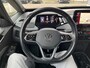 Volkswagen ID.3 First Plus 58 kWh / Afneembare trekhaak / Navigatie / Parkeer sensoren / 19'' LMV