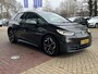 Volkswagen ID.3 First Plus 58 kWh / Afneembare trekhaak / Navigatie / Parkeer sensoren / 19'' LMV
