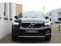 Volvo XC40 T2 Automaat Business Pro | Automaat | Dealer-onderhouden | Led-verlichting | Elektrische achterklep | Blind spot | Apple carplay | Parkeersensoren achter | Cruise control | Lane-keeping | Bluetooth | DAB |
