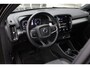 Volvo XC40 T2 Automaat Business Pro | Automaat | Dealer-onderhouden | Led-verlichting | Elektrische achterklep | Blind spot | Apple carplay | Parkeersensoren achter | Cruise control | Lane-keeping | Bluetooth | DAB |