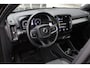 Volvo XC40 1.5 T2 Business Pro | Automaat | Dealer-onderhouden | Led-verlichting | Elektrische achterklep | Blind spot | Apple carplay | Parkeersensoren achter | Cruise control | Lane-keeping | Bluetooth | DAB |