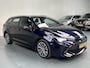 Toyota Corolla Touring Sports 1.8 Hybrid Active + 17 inch, hele nette auto met slechts 62000km, NL Auto met o.a. Carplay, camera, Adaptieve cruisecontrol etc.