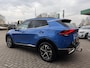 Kia Sportage 1.6 T-GDi Hybrid DynamicPlusLine AWD | 360 GRADEN CAMERA | ELEKTRISCH VERSTELBARE STOELEN | STOELVERWARMING | STUURVERWARMING | PANORAMADAK | NAVIGATIE | LED | DODEHOEK DETECTIE |  | APPLE CARPLAY / ANDROID AUTO | ADAPTIEVE CRUISECONTROL | 1650 KG TREK GEWICHT GEREMD |