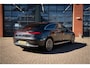 Mercedes-Benz EQE 300 Business Edition | Trekhaak | Distronic | Privacy Glass | Smartphone integratie | Achteruitrijcamera | Stoelverwarming |