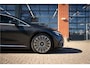 Mercedes-Benz EQE 300 Business Edition | Trekhaak | Distronic | Privacy Glass | Smartphone integratie | Achteruitrijcamera | Stoelverwarming |