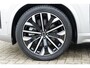 Volvo XC90 T8 Plug-in hybrid AWD AUT8 455PK Ultra Dark | Panoramadak | 21" Lichtmetalen velgen | Bowers & Wilkins | Trekhaak semi elektrisch inklapbaar | Geventileerde voorstoelen | Luchtvering | 360 graden camera