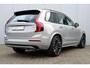 Volvo XC90 T8 Plug-in hybrid AWD AUT8 455PK Ultra Dark | Panoramadak | 21" Lichtmetalen velgen | Bowers & Wilkins | Trekhaak semi elektrisch inklapbaar | Geventileerde voorstoelen | Luchtvering | 360 graden camera