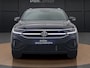 Volkswagen T-Roc 1.5 TSI R-Line | Camera | IQ Light | Camera | Keyless | Carplay | Elektr. Achterklep