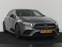 Mercedes-Benz A-klasse 180 AMG | Stoelverwarming | Leder/Alcantara | Sfeerverlichting | Widescreen | Full LED | Park Assist | Navigatie | Sportstoelen | Climate control | Cruise control