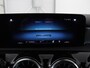Mercedes-Benz A-klasse 180 AMG | Stoelverwarming | Leder/Alcantara | Sfeerverlichting | Widescreen | Full LED | Park Assist | Navigatie | Sportstoelen | Climate control | Cruise control