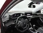 Peugeot 2008 SUV Allure Pack 100pk | Lage kilometerstand! | Navigatie | Achteruitrijcamera | 3D Cockpit | Climate Control | Cruise Control | Parkeersensoren | Keyless start | Bluetooth | Apple CarPlay / Android Auto | DAB+ radio | Elektrisch inklapbare spiegels | Donker getint glas | 18" lichtmetalen velgen |