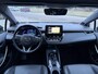 Toyota Corolla Touring Sports 2.0 Hybrid Premium Trekhaak | Ruime auto vol luxe! | HUD | Stoelverwarming | JBL Premium audio | Elektr. achterklep |