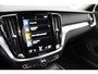 Volvo V60 B3 Momentum Advantage | Sport Pack | Leder | 19" Velgen | Trekhaak | Stoelverwarming