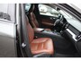 Volvo V60 B3 Momentum Advantage | Sport Pack | Leder | 19" Velgen | Trekhaak | Stoelverwarming