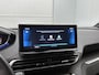 Peugeot 5008 1.2 Hybrid Allure Pack Business 136pk Automaat | Climate Control | Navigatie | Cruise Control | Achteruitrijcamera | Parkeersensoren Achter | Keyless Entry/Start | Lichtmetalen Velgen 18"  | LED | Apple Carplay/Android Auto |