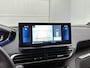 Peugeot 5008 1.2 Hybrid Allure Pack Business 136pk Automaat | Climate Control | Navigatie | Cruise Control | Achteruitrijcamera | Parkeersensoren Achter | Keyless Entry/Start | Lichtmetalen Velgen 18"  | LED | Apple Carplay/Android Auto |