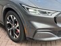 Ford Mustang Mach-E Extended First Edition AWD 98 kWh | 95,5% SOH | Panoramadak | Leder | Navigatie