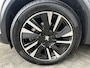 Peugeot e-2008 EV GT Pack 50 kWh | Accustaat 93% | Navigatie | Stoelverwarming | Alcantara interieur | Apple en Android | Two tone lak