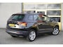 Skoda Karoq 1.0 TSI Business Edition BJ2021 Lmv 17" | Led | Pdc | Navi | App-Connect | Climate control | Cruise control | Extra getint glas