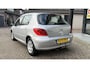 Peugeot 307 1.6-16V Premium 5Drs Clima Cruise Trekhaak NAP NL-Auto Nieuwe APK!