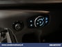 Ford Transit 2.0 TDCI 131pk L4H3 Jumbo Euro6 Airco | Camera | Cruisecontrol | Stoelverwarming | Verwarmde voorruit Parkeersensoren, Bijrijdersbank