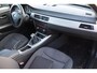BMW 3-Serie 318d Executive (Massavliegwiel goed hoorbaar), Climate control, Radio cd speler, Elektrische ramen