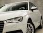 Audi A3 Sportback 1.2 TFSI Sport Automaat (NAVIGATIE, CRUISE, PARKEERSENSOREN, SPORTSTOELEN, LM VELGEN, BLUETOOTH, NIEUWE APK, NIEUWSTAAT)