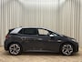 Volkswagen ID.3 First Plus 58 kWh SOH 92% / Org.NL! / Carplay / Adapt Cruise / Stoel-Stuurverwarming / Keyless / Camera / 19'' LMV