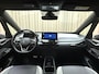 Volkswagen ID.3 First Plus 58 kWh SOH 92% / Org.NL! / Carplay / Adapt Cruise / Stoel-Stuurverwarming / Keyless / Camera / 19'' LMV