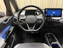 Volkswagen ID.3 First Plus 58 kWh SOH 92% / Org.NL! / Carplay / Adapt Cruise / Stoel-Stuurverwarming / Keyless / Camera / 19'' LMV