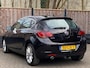 Opel Astra 1.4 Turbo Cosmo NL Auto I APK I NAVI I LEER I TREKHAAK I CRUISE I NETTE AUTO